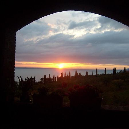 Fattoria Il Poggio Villa San Feliciano Bagian luar foto