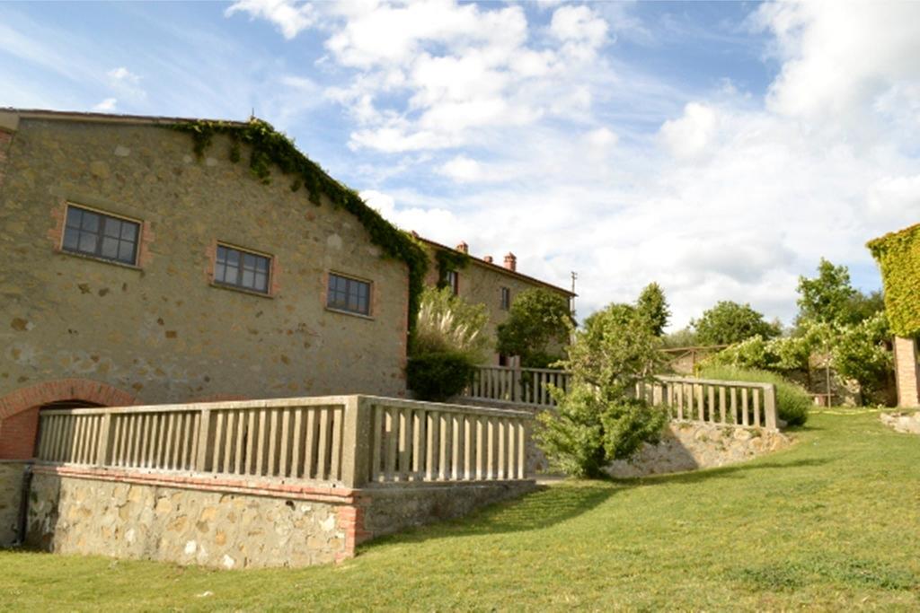Fattoria Il Poggio Villa San Feliciano Bagian luar foto