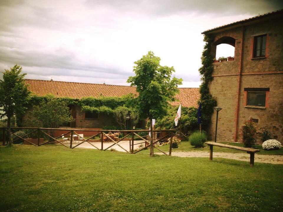 Fattoria Il Poggio Villa San Feliciano Bagian luar foto